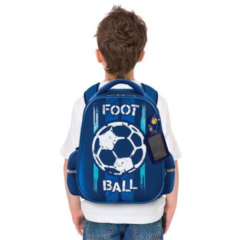 Ранец для мальчиков Юнландия Light Football 16 л 229915