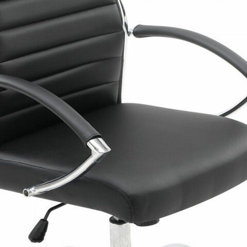 Кресло офисное BRABIX Style EX-528, экокожа, хром, черное, 531947 (1)